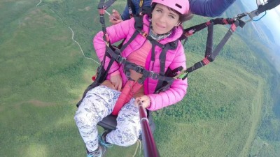 Sky High Squirting: Wild Paragliding Orgasm at 7000 Feet