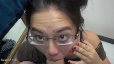 Dressing Room Throatfuck BLOWJOB Sukisukigirl