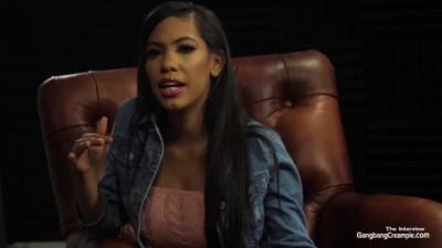 Skinny Hottie Gets Plowed by 5 Guys and she Eats their Cum