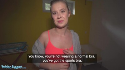 Casey the Runner in Tight Leggings Fucked - Public Agent