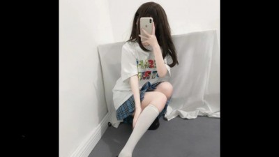中文音声 大鸡巴是不是很难受?原来可以这样勾引学生,哪个学生能学习好呀