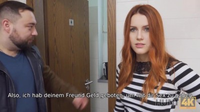 Belle Mit Roten Haaren Von Fremden in Toilette Vor BF Gefickt