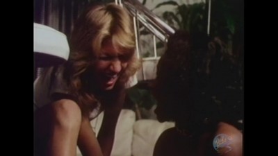 Interracial Lesbian Sex!