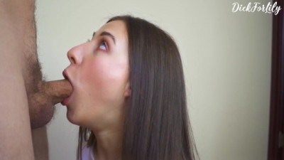 HOT BLOWJOB FROM MY BROTHER'S GIRLFRIEND-CUMSHOT SLUT IN MOUTH