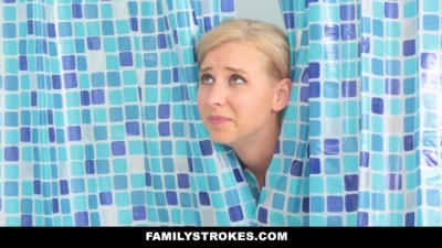 Alice Chambers Milf Sucks Off Step-Mom In Shower