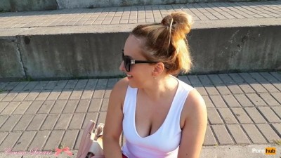 Risky Public Sex in the City Center for Money! Cum in Pussy