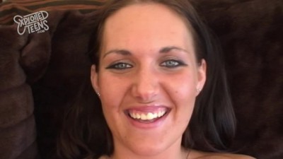 Anxious Young Creates Her First Pornographic Video (+18)