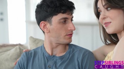 Horny Stepsis Lures Stepbro for an Explosive HUMP Day Session