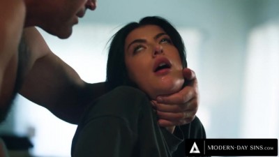 Spicy Night Out: Flirty Gal Hooks Up with Irresistible DILF Stranger